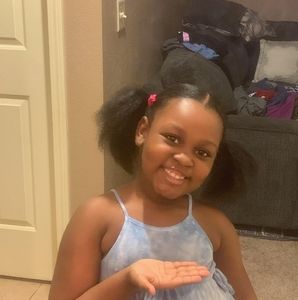 Meet your Posher, Streetbaby